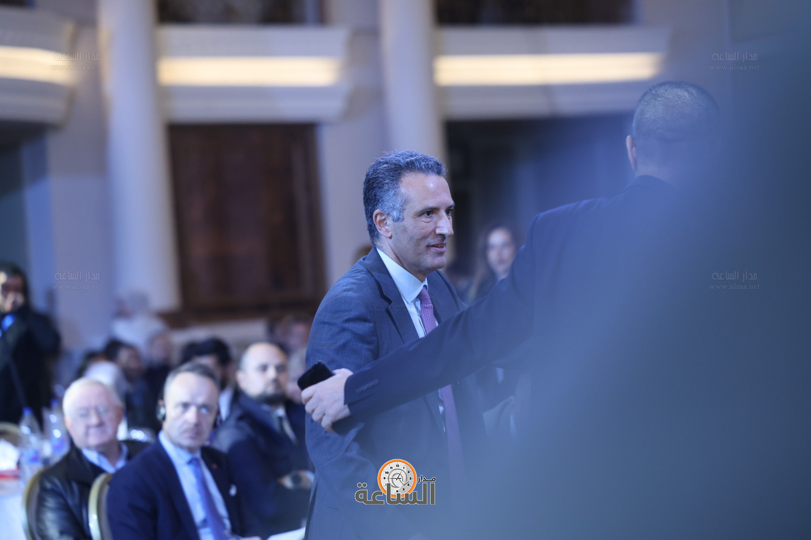 Madar Al-Saa Images 0.3117843335547783