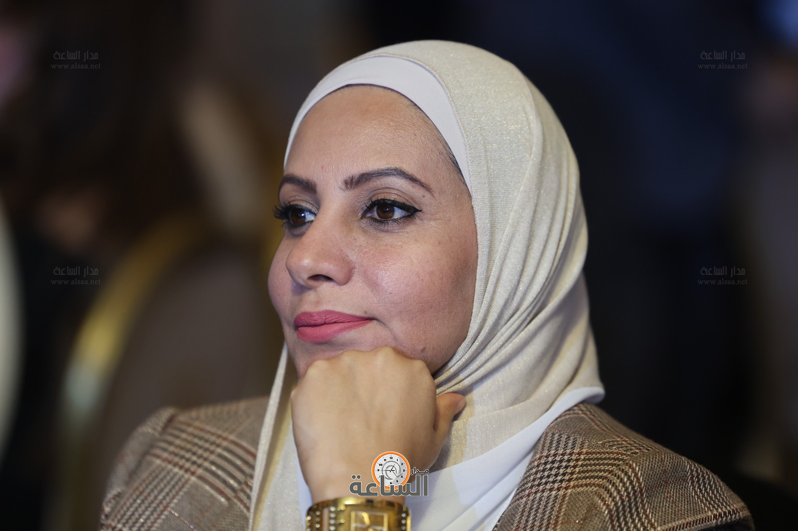 Madar Al-Saa Images 0.9441376674065365