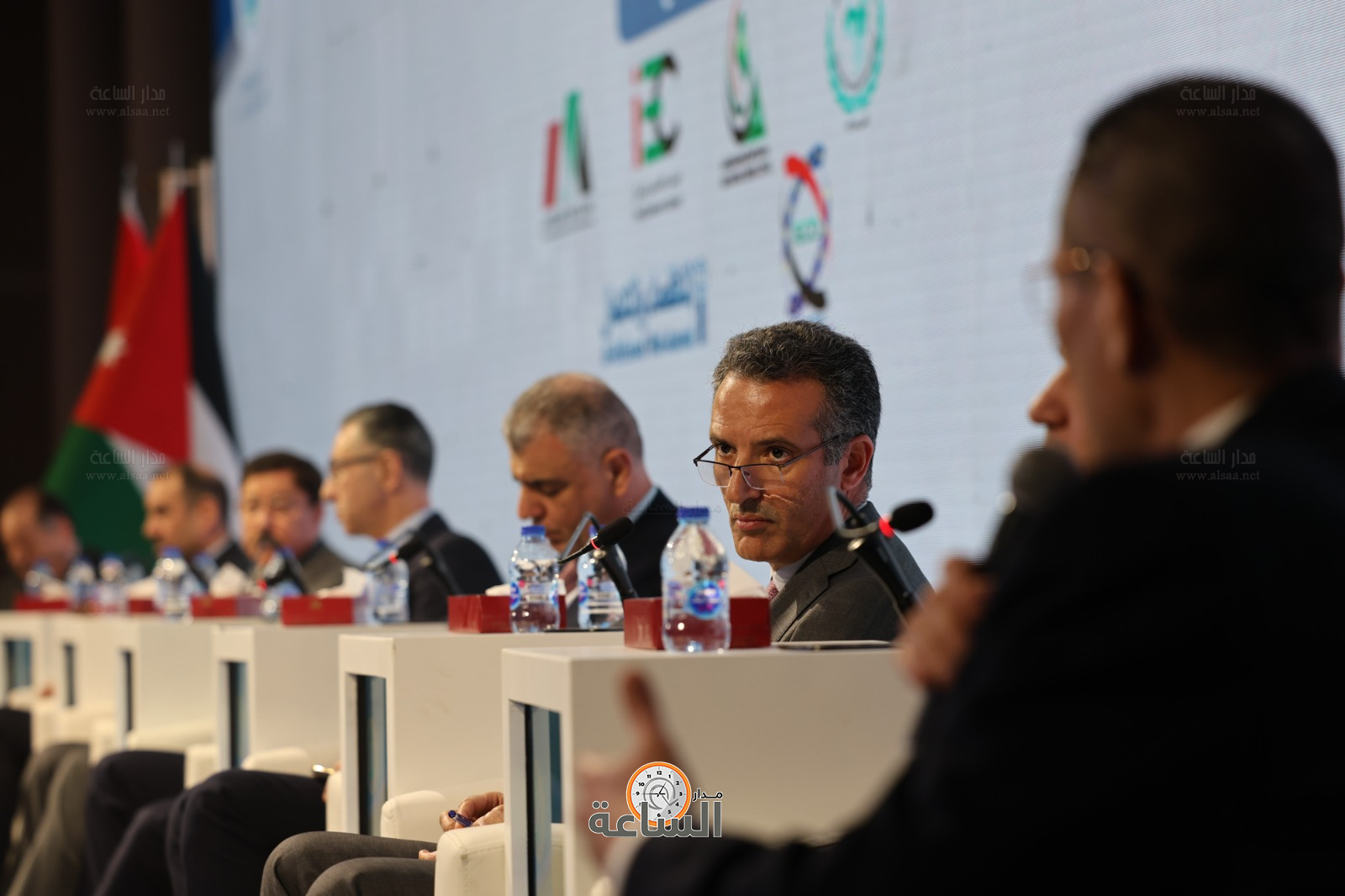 Madar Al-Saa Images 0.2736074165035989