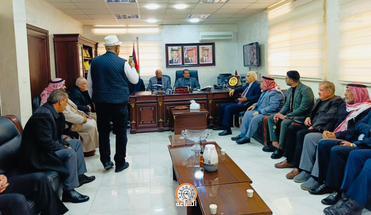 Madar Al-Saa Images 0.08444391329680823