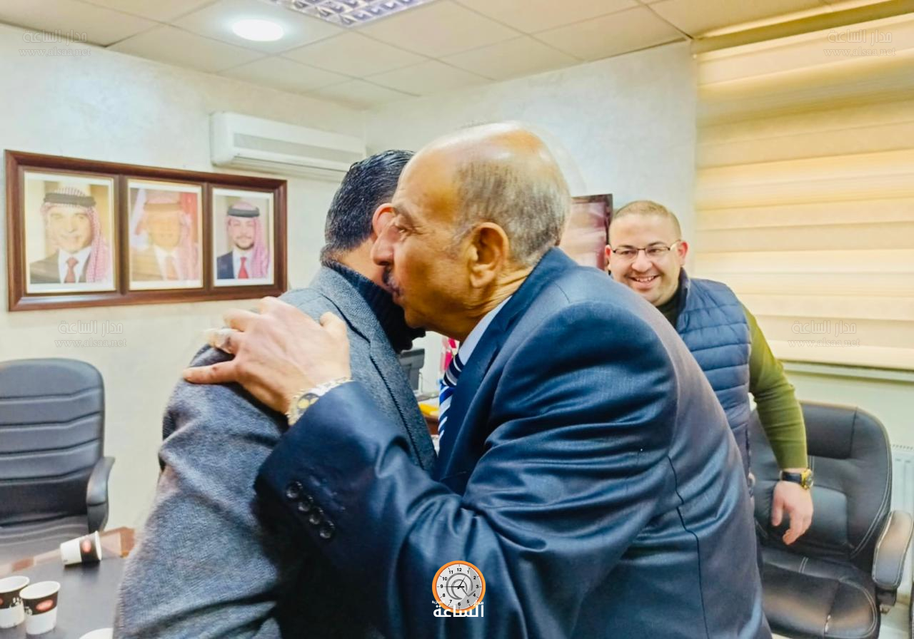 Madar Al-Saa Images 0.6901410960470795