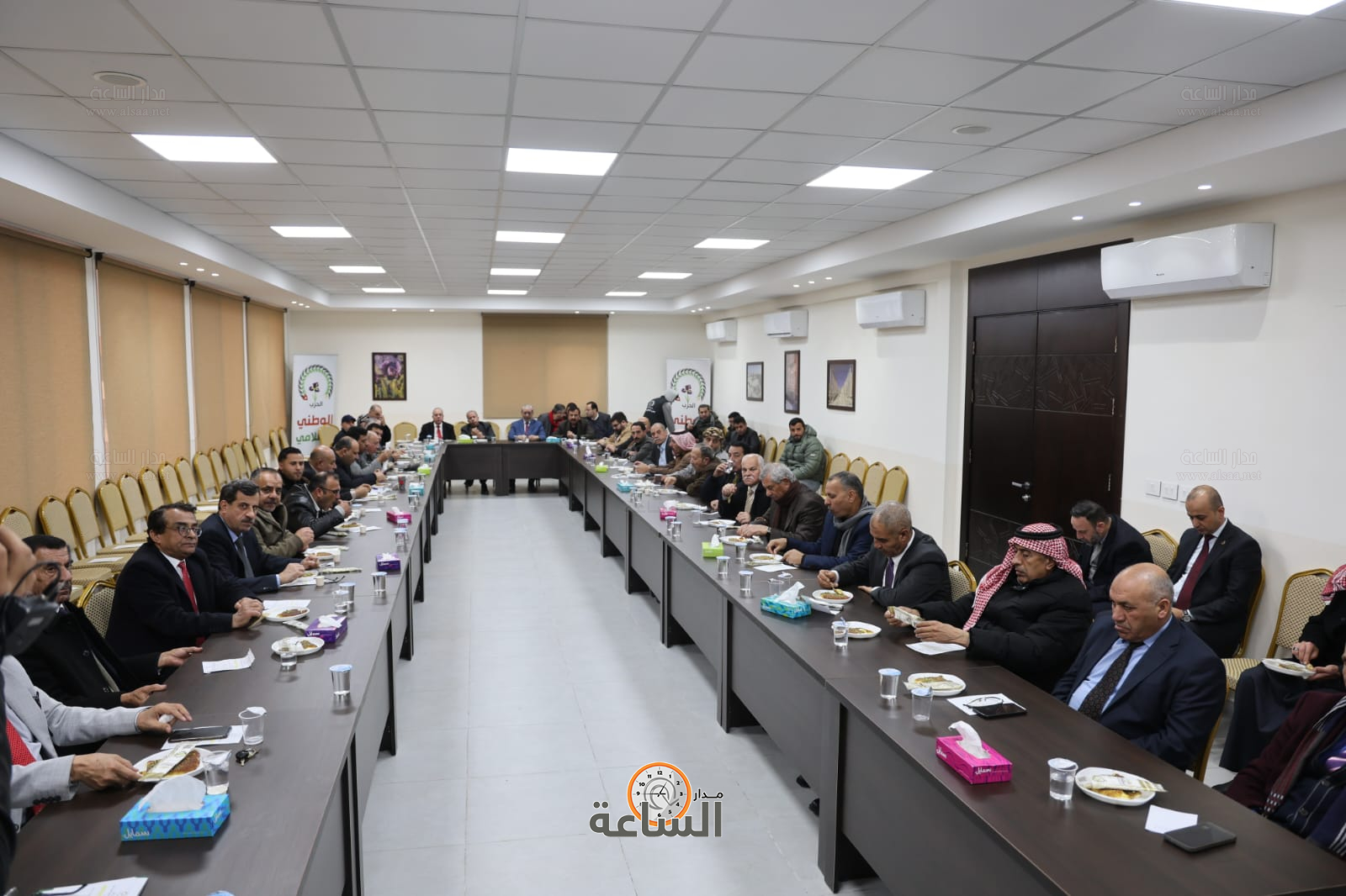 Madar Al-Saa Images 0.9357787514075033