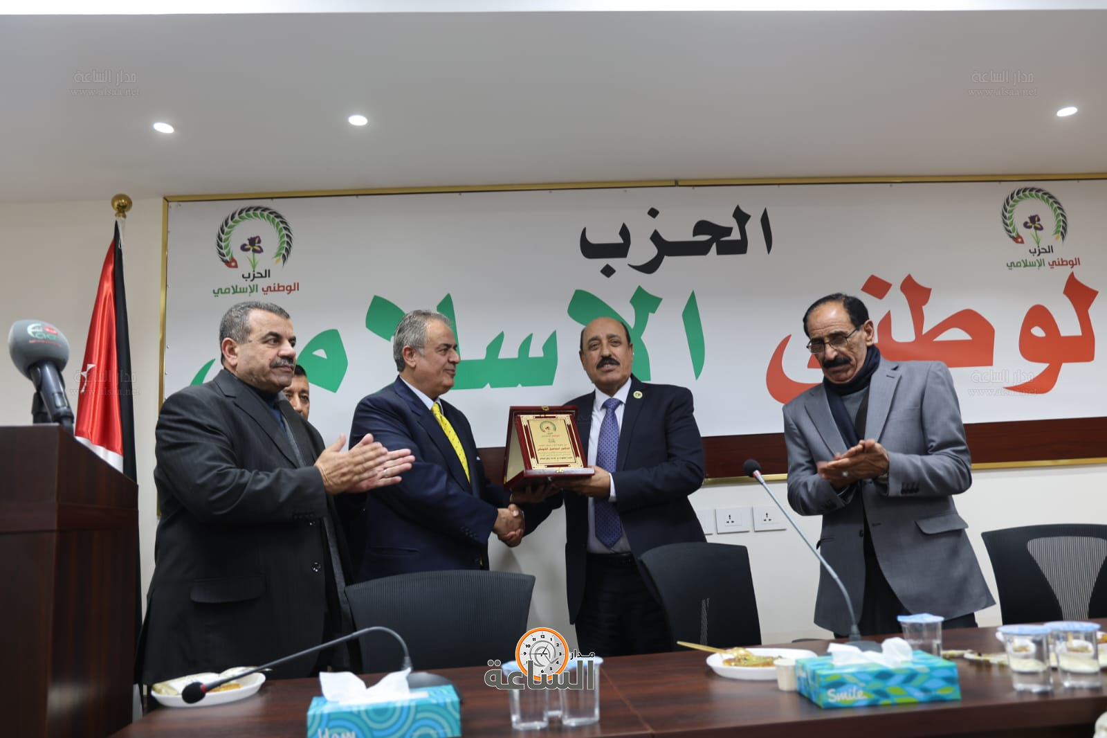 Madar Al-Saa Images 0.0964685100210767