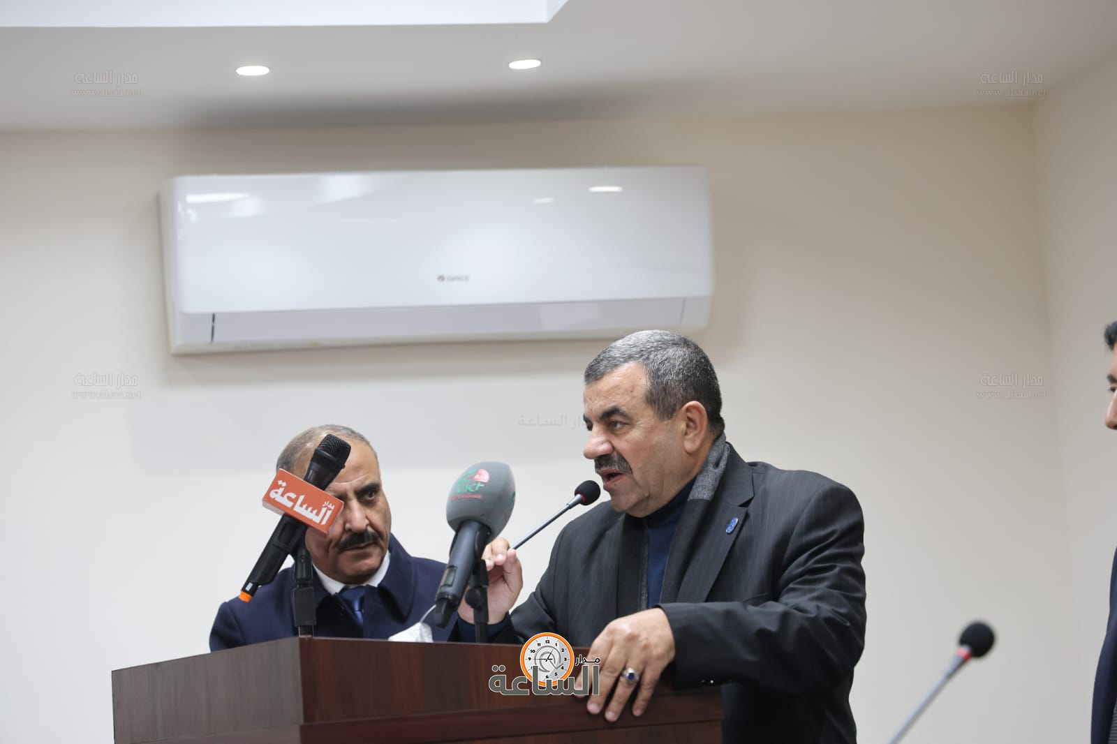 Madar Al-Saa Images 0.6350089160428181