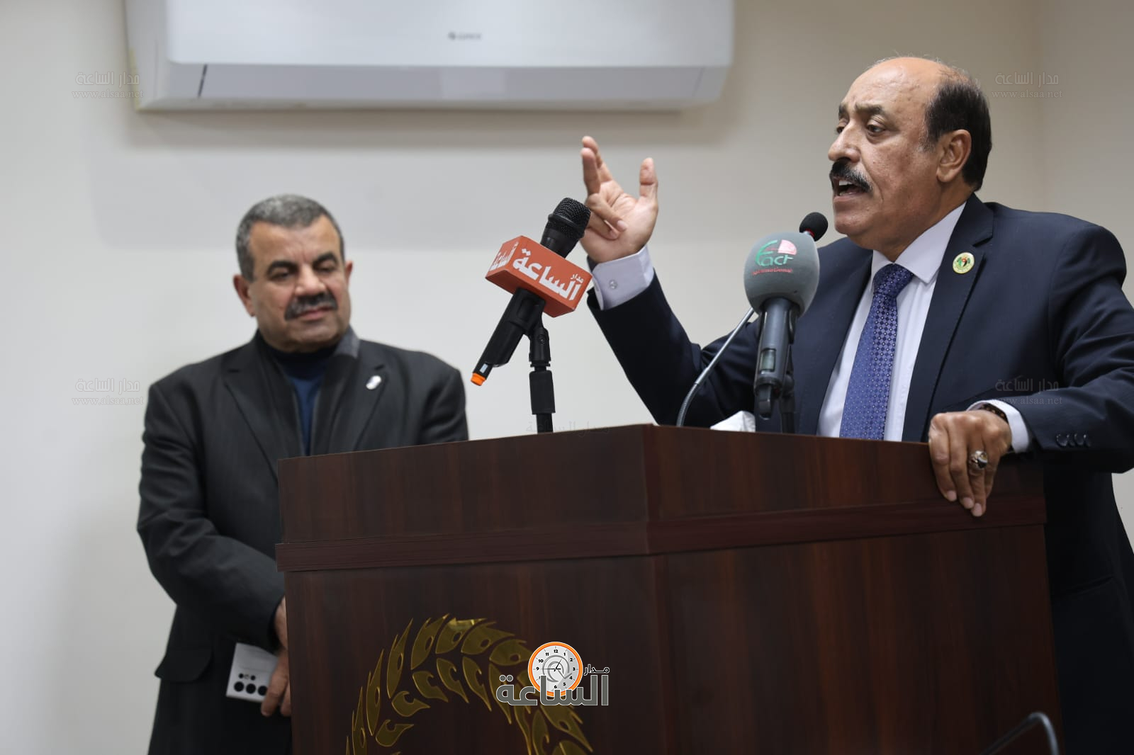 Madar Al-Saa Images 0.10525421877356811