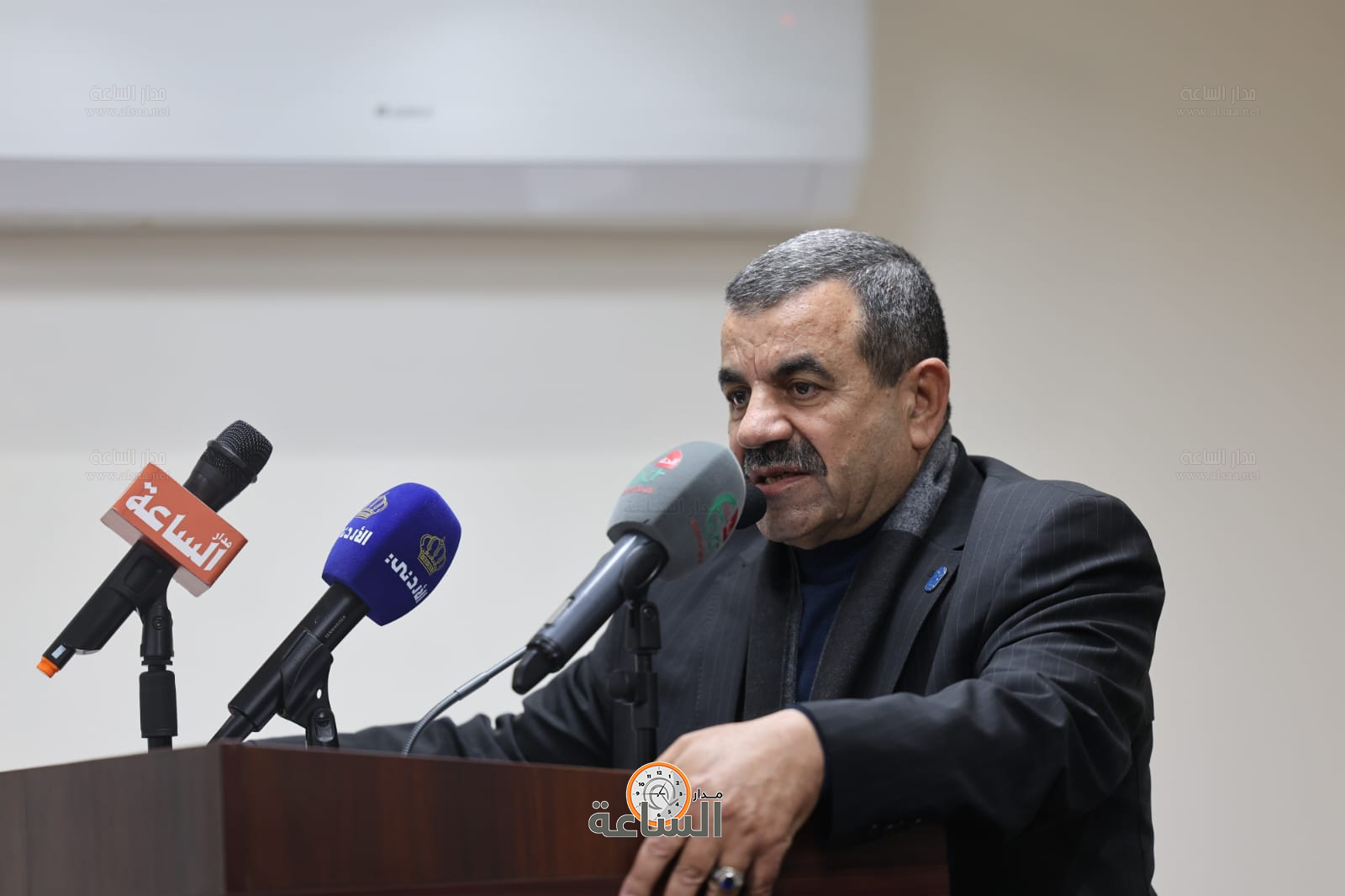 Madar Al-Saa Images 0.8258054598312801