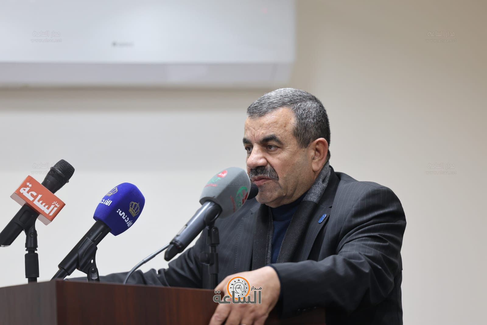 Madar Al-Saa Images 0.7709382504873117