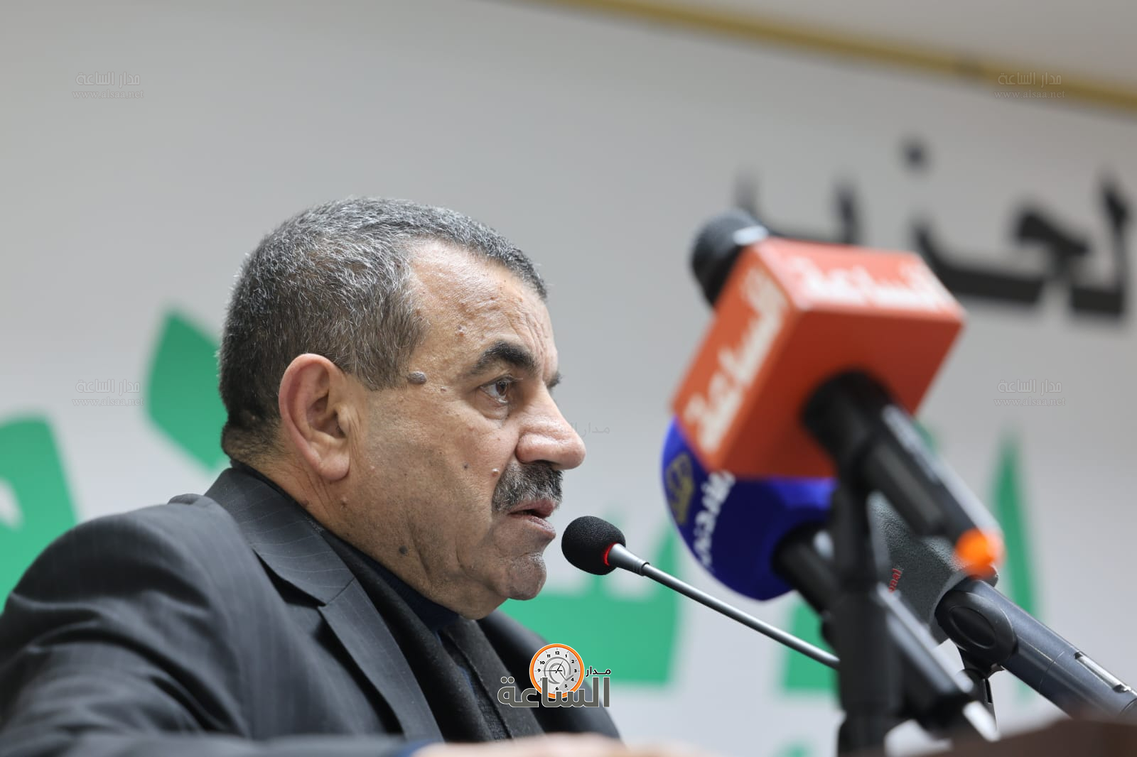 Madar Al-Saa Images 0.1472368089714935