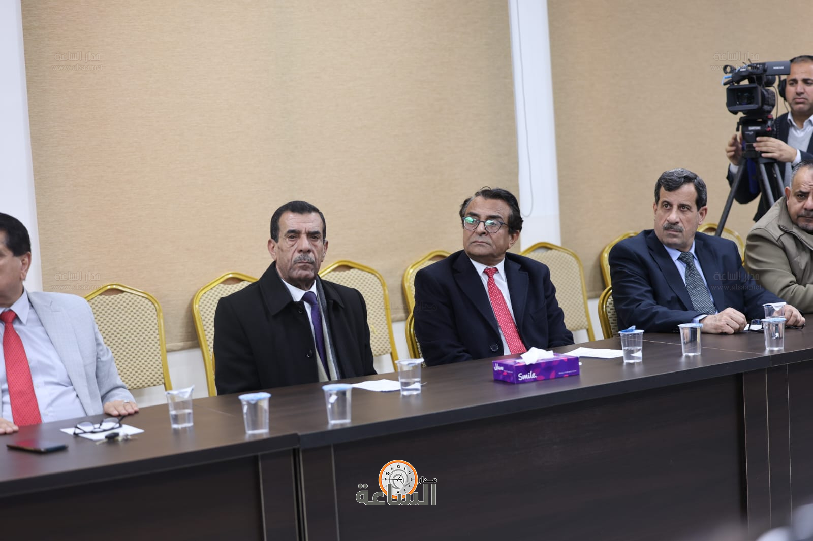 Madar Al-Saa Images 0.3278130841219795