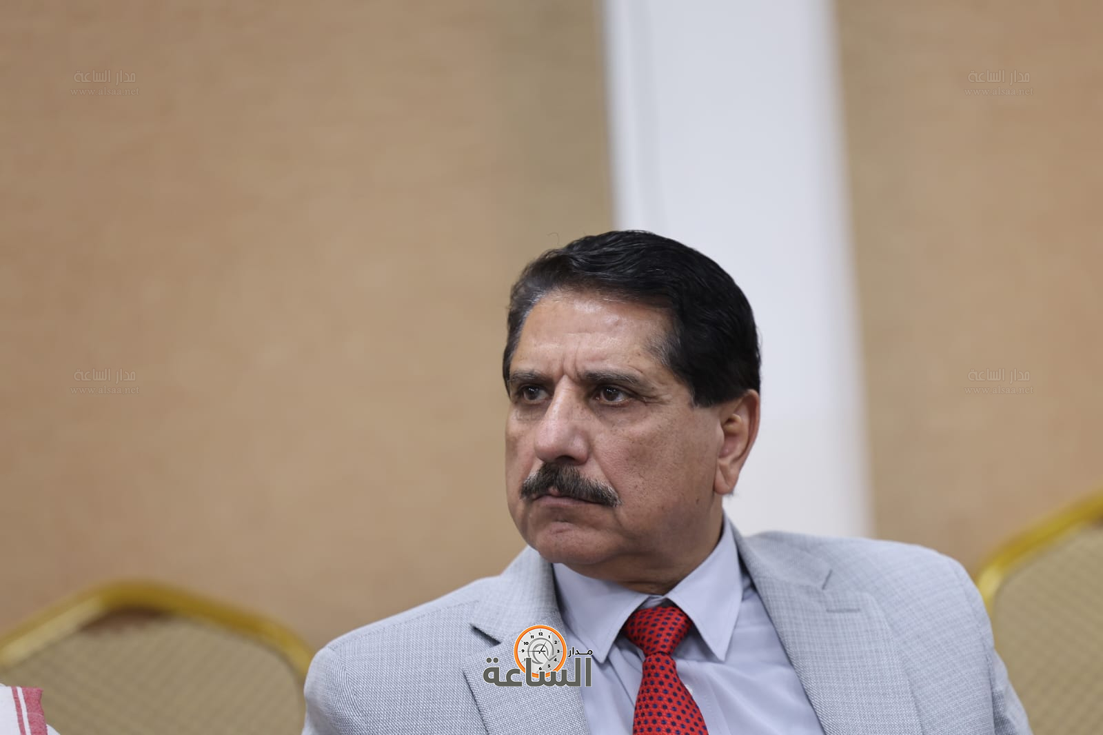 Madar Al-Saa Images 0.25173239398838687