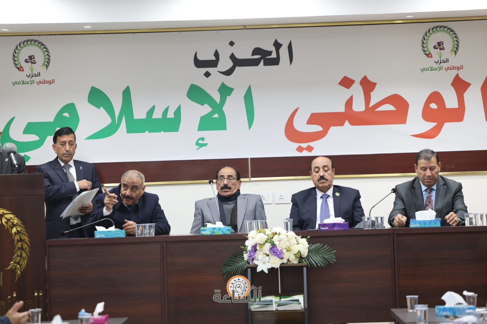 Madar Al-Saa Images 0.42518554526005636