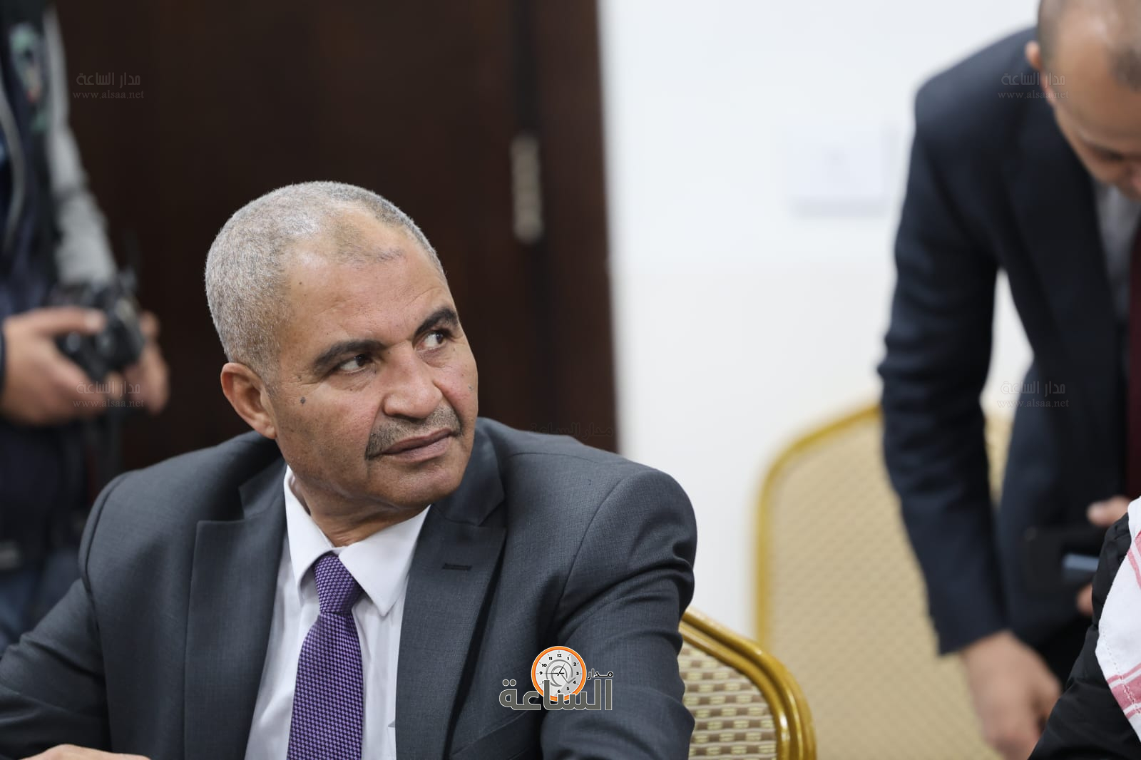 Madar Al-Saa Images 0.6214123369652327