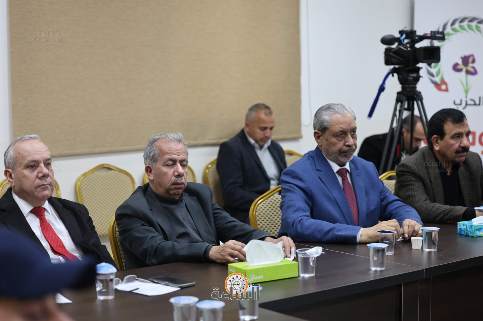 Madar Al-Saa Images 0.2399302502338021