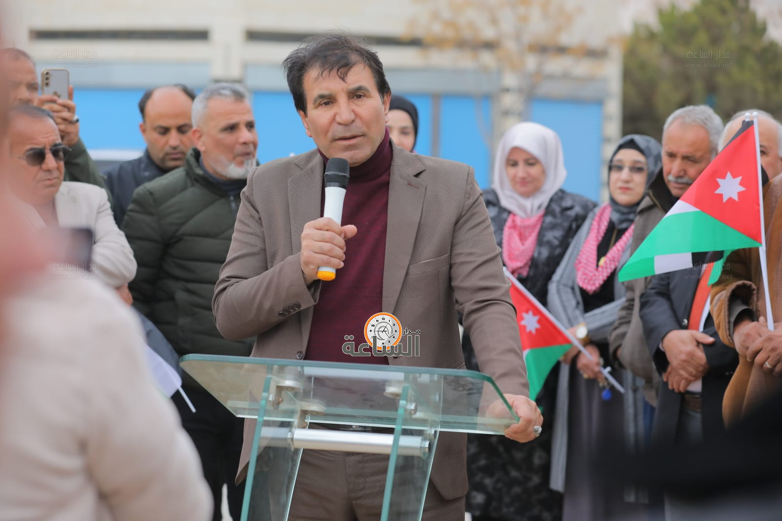 Madar Al-Saa Images 0.6165905341943594