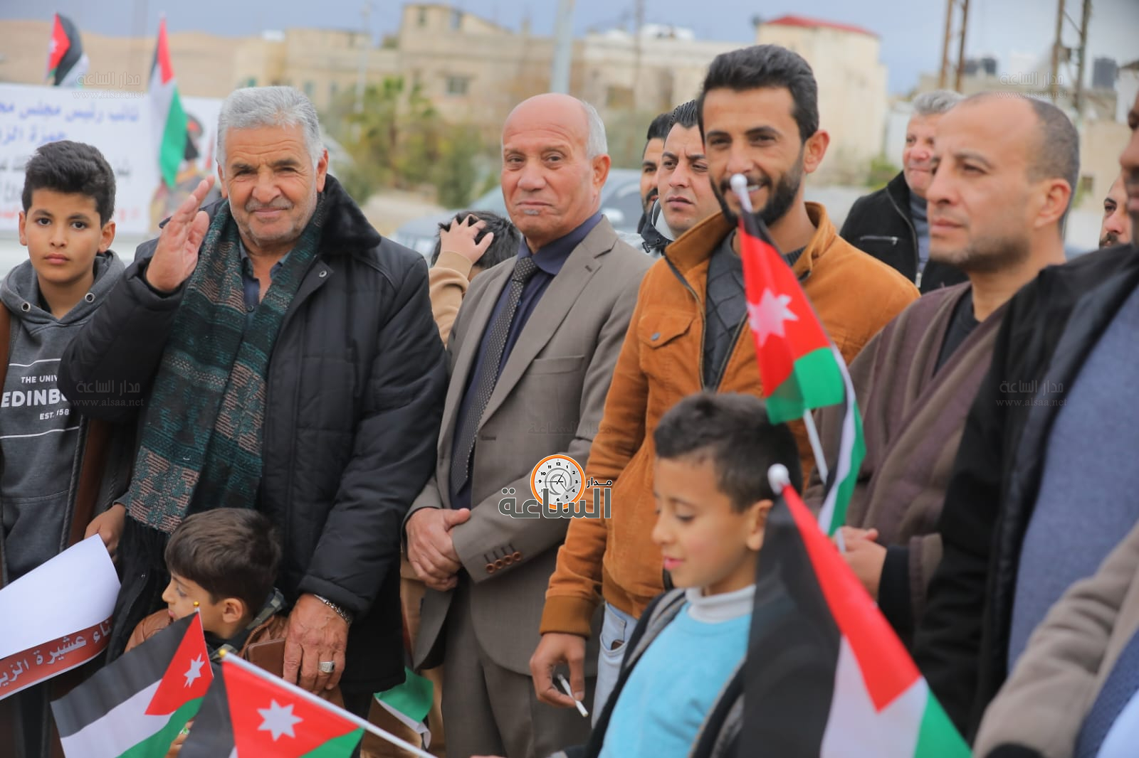 Madar Al-Saa Images 0.3680980266750793