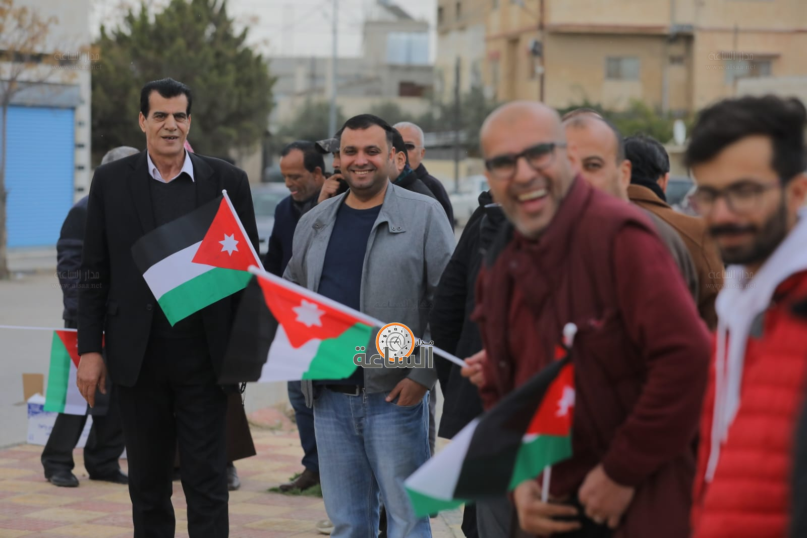 Madar Al-Saa Images 0.962231251888906