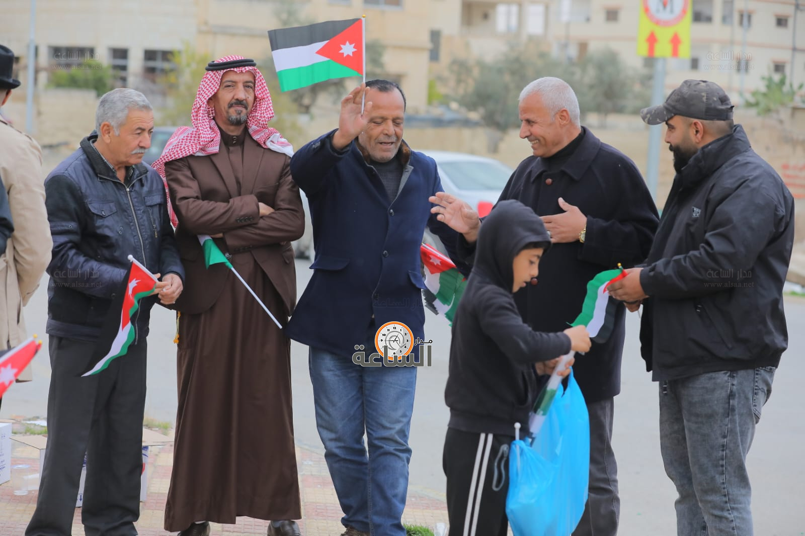 Madar Al-Saa Images 0.8207619724361905