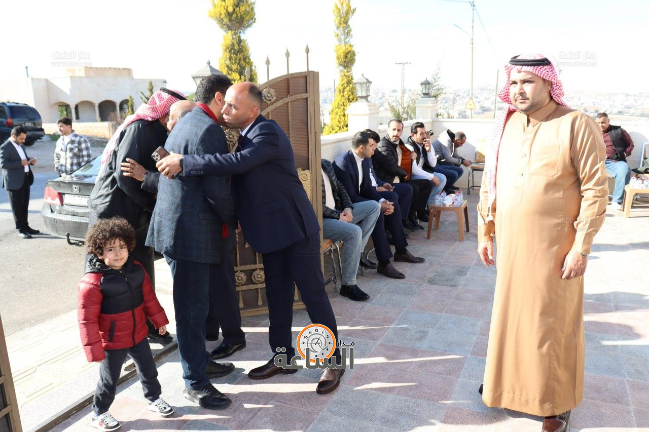 Madar Al-Saa Images 0.906630396579249