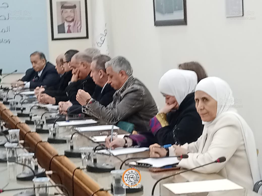 Madar Al-Saa Images 0.45080298198896873