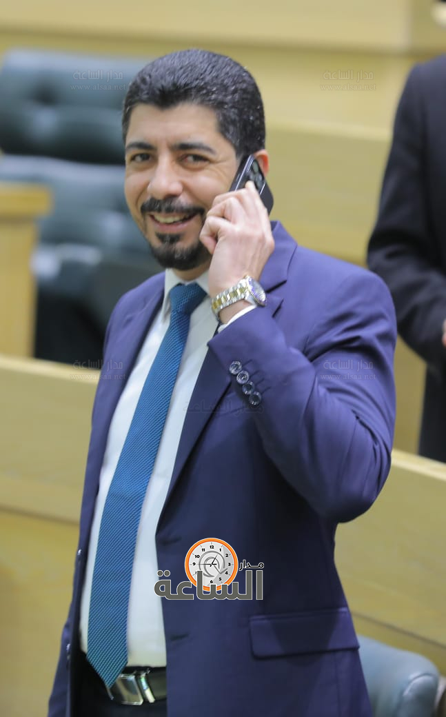 Madar Al-Saa Images 0.4486286120123062