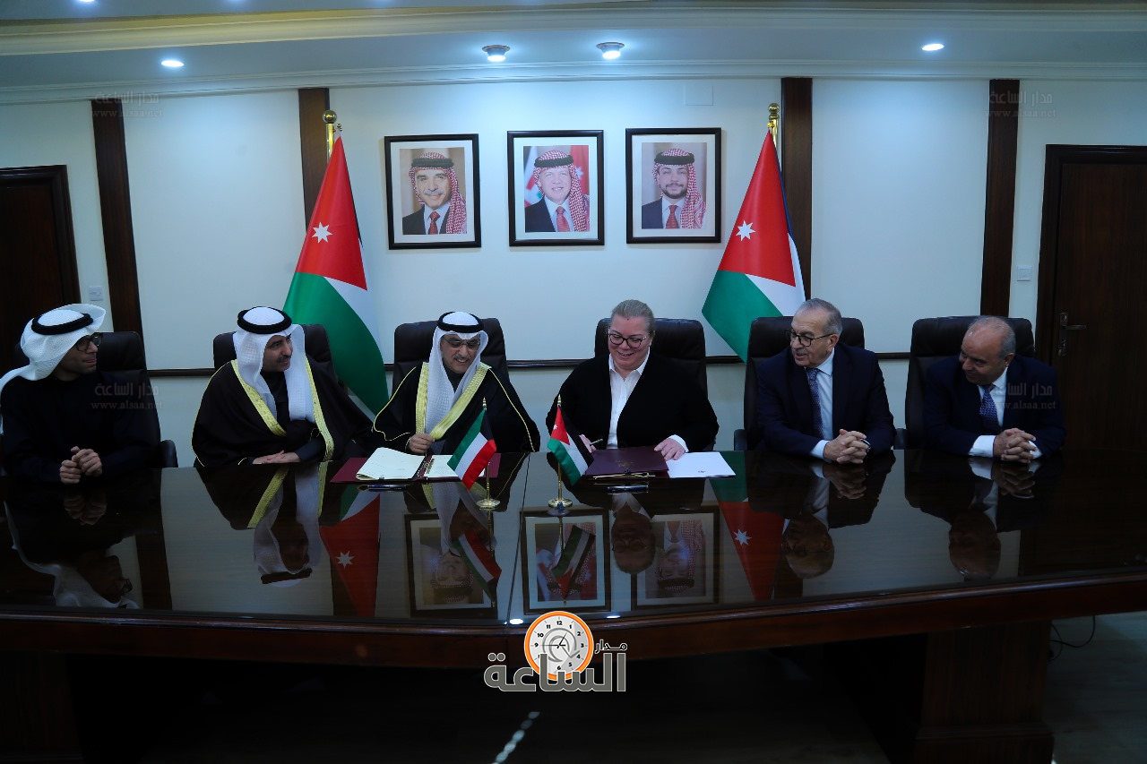 Madar Al-Saa Images 0.3178378372404529