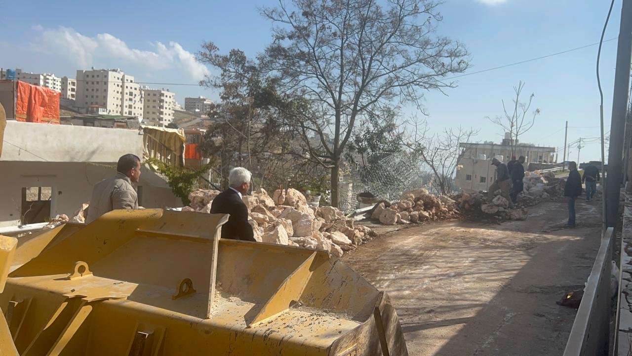 Madar Al-Saa Images 0.9214993311058337