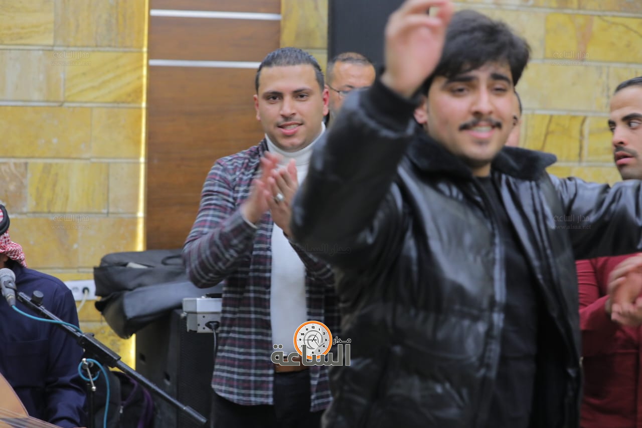 Madar Al-Saa Images 0.454937928125575