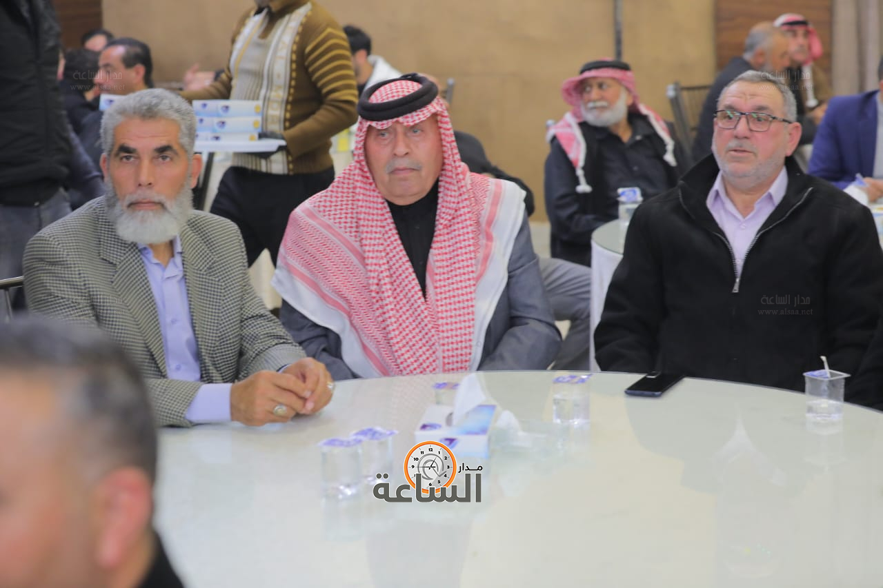 Madar Al-Saa Images 0.3910999667821784