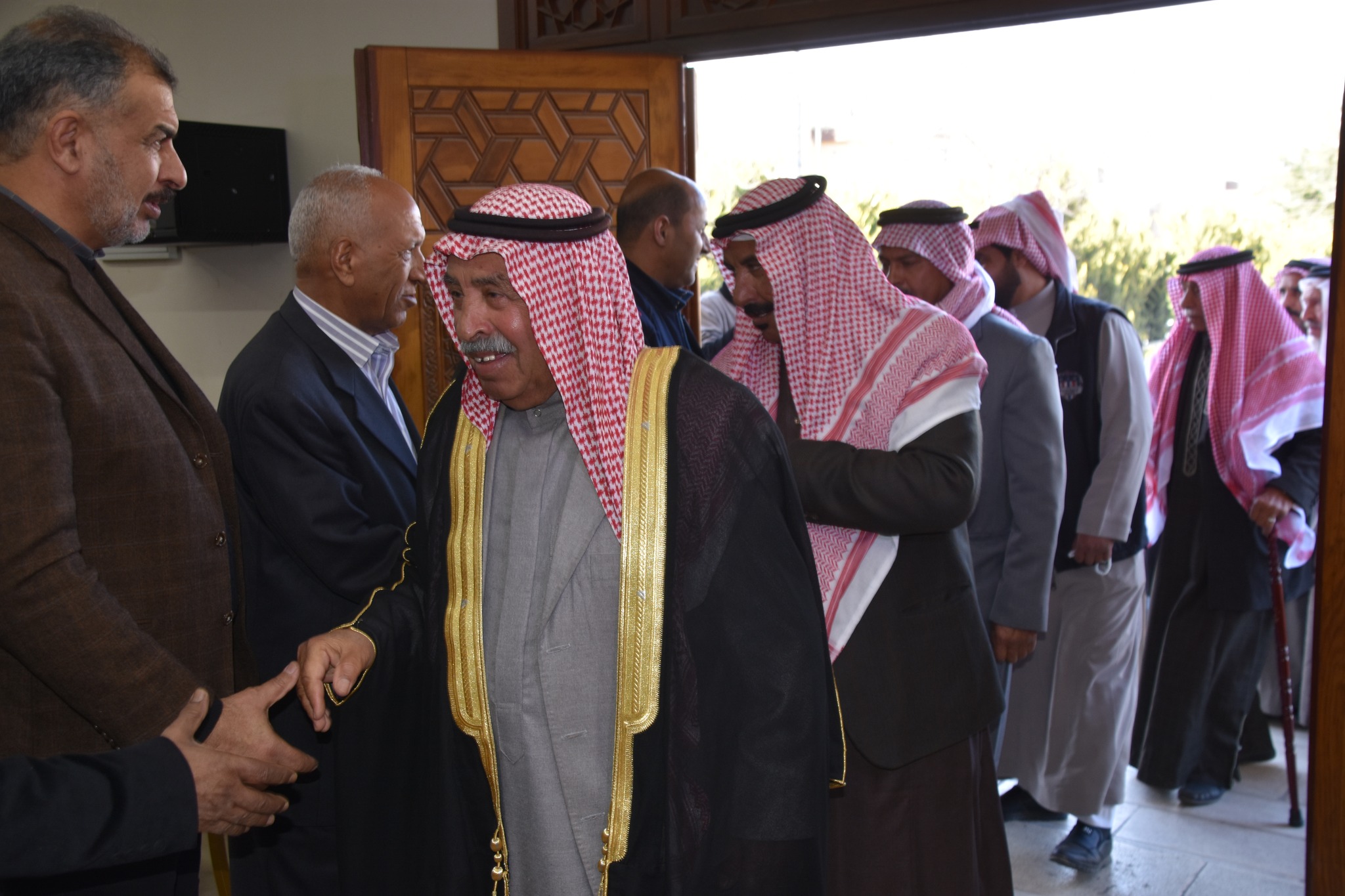 Madar Al-Saa Images 0.21283049730343295