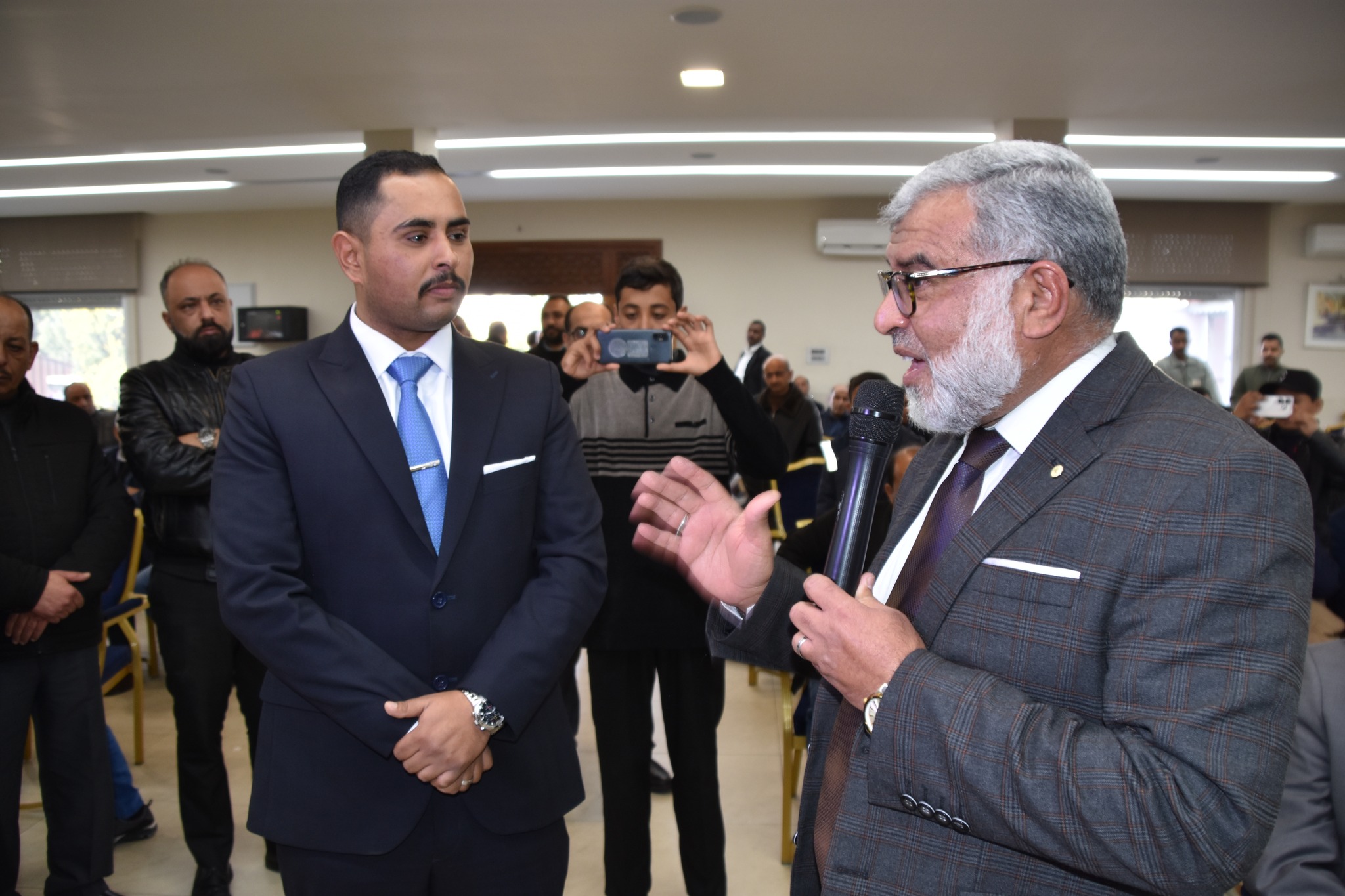 Madar Al-Saa Images 0.6675688838131757