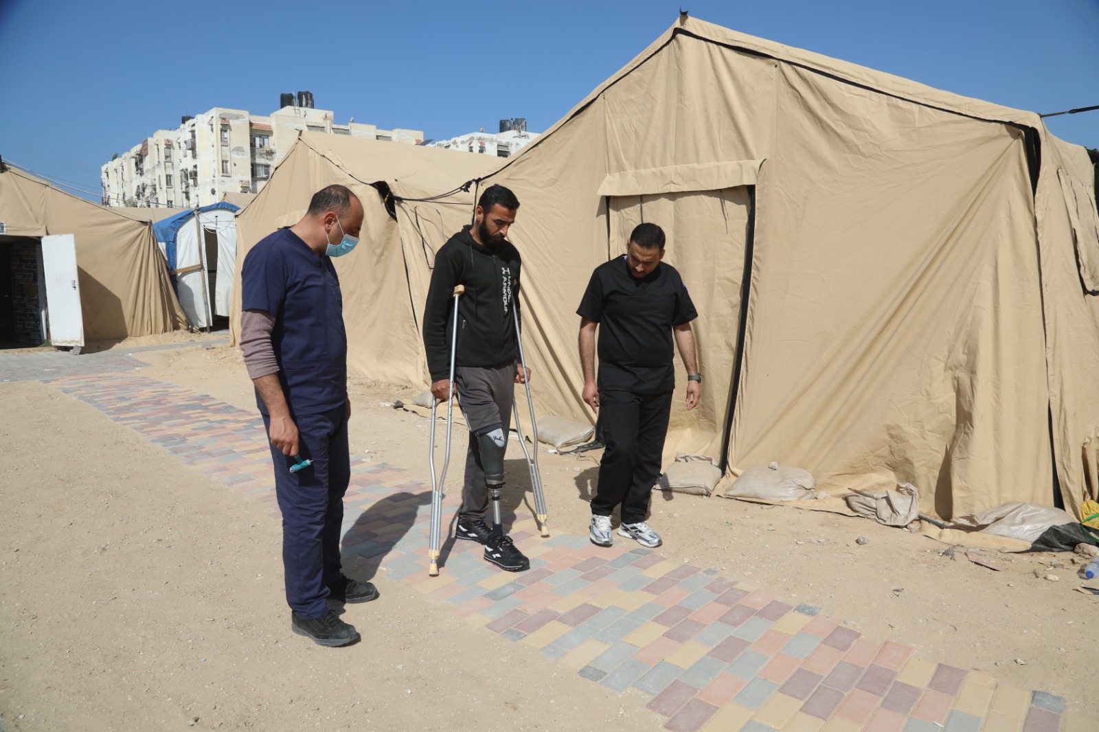 Madar Al-Saa Images 0.9924494693199628