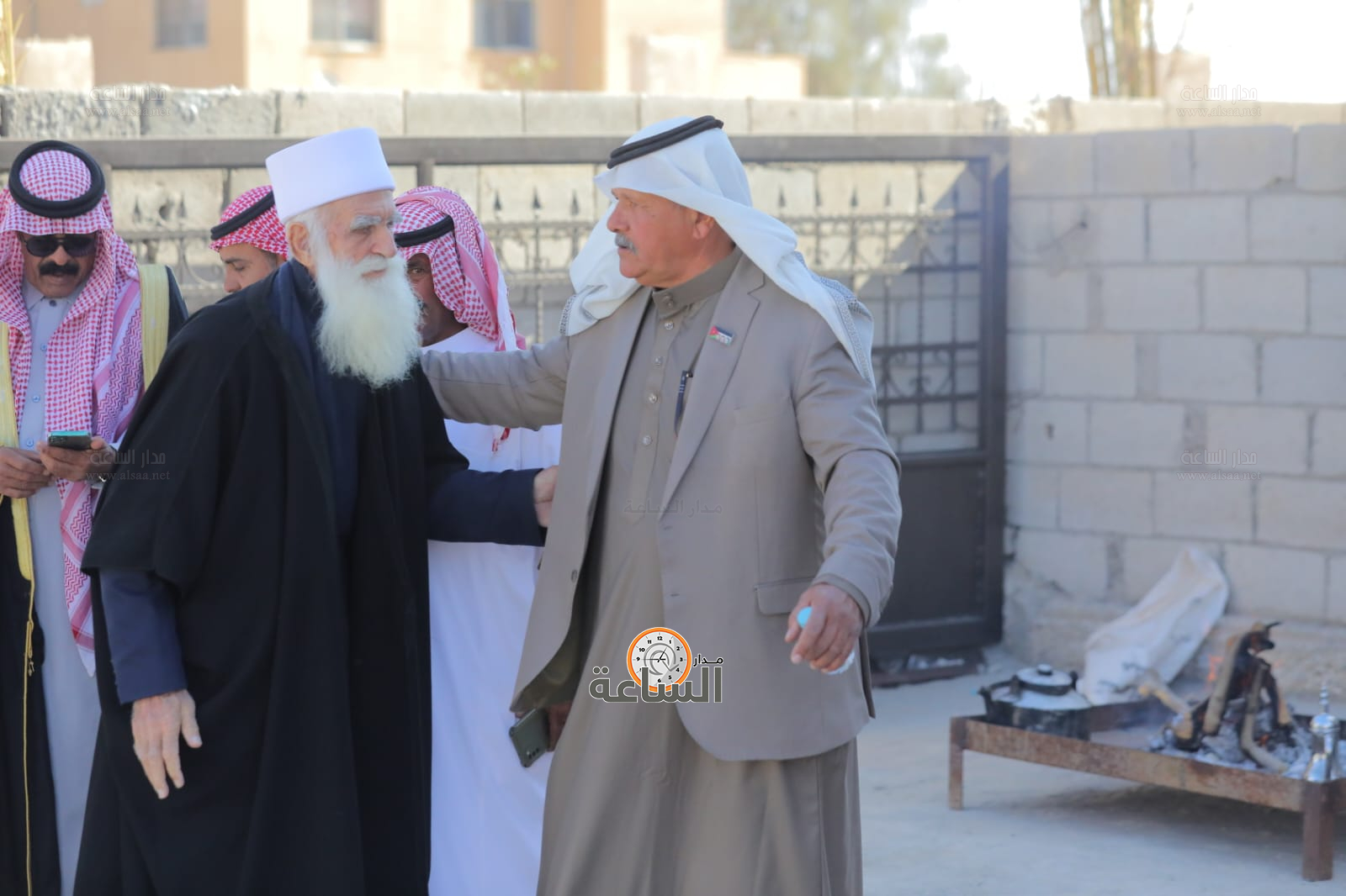 Madar Al-Saa Images 0.3686177002922528