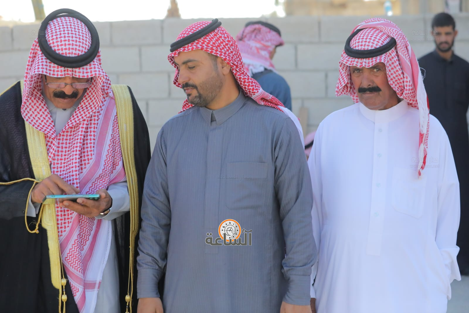 Madar Al-Saa Images 0.10014997584035679