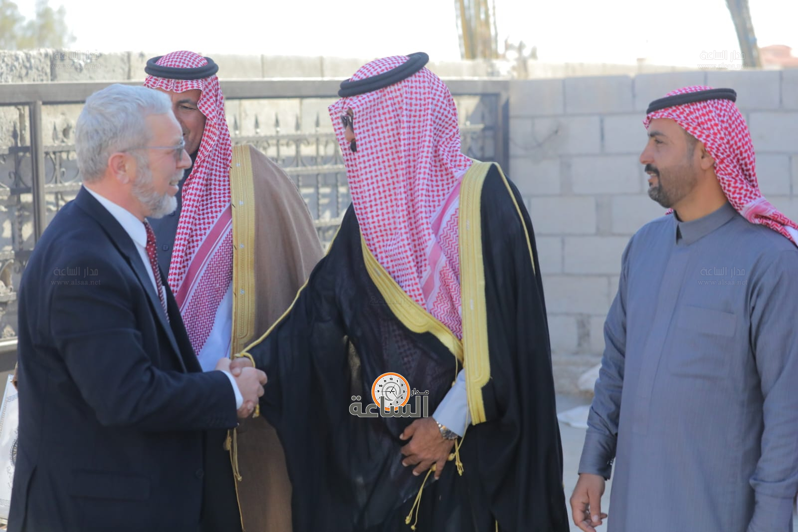 Madar Al-Saa Images 0.2660330121649468