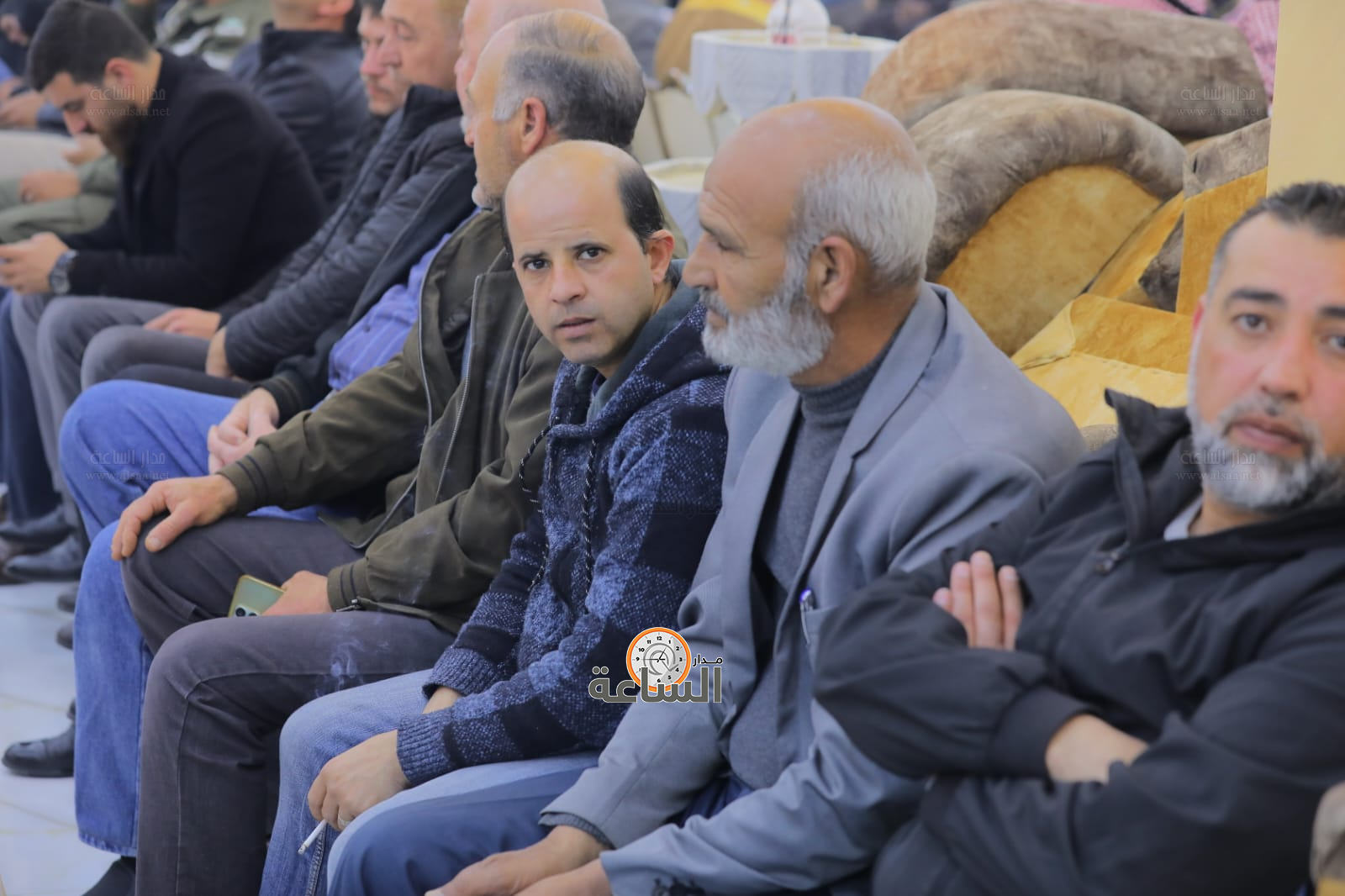 Madar Al-Saa Images 0.7998531063342782