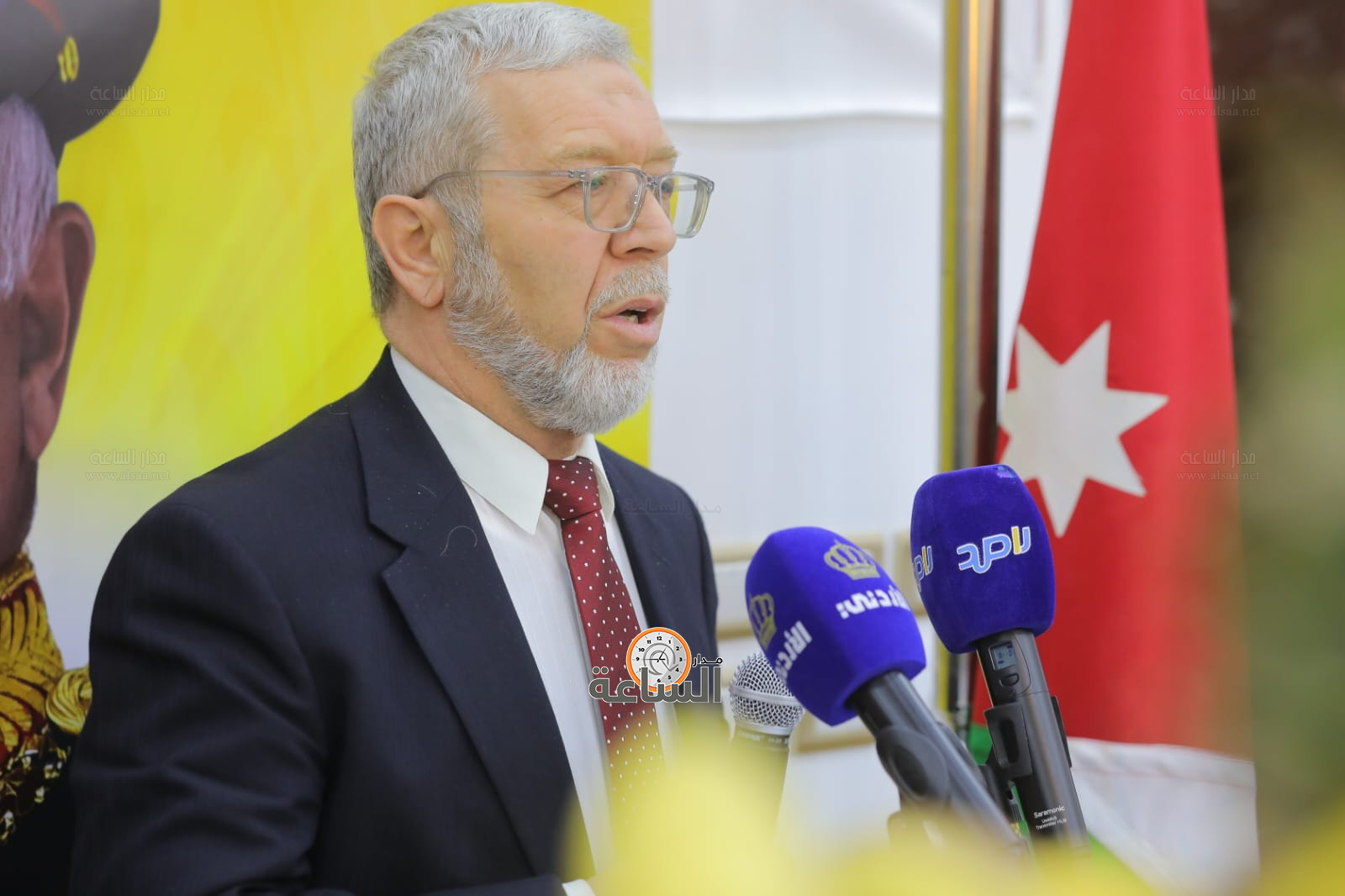 Madar Al-Saa Images 0.7304503600235479