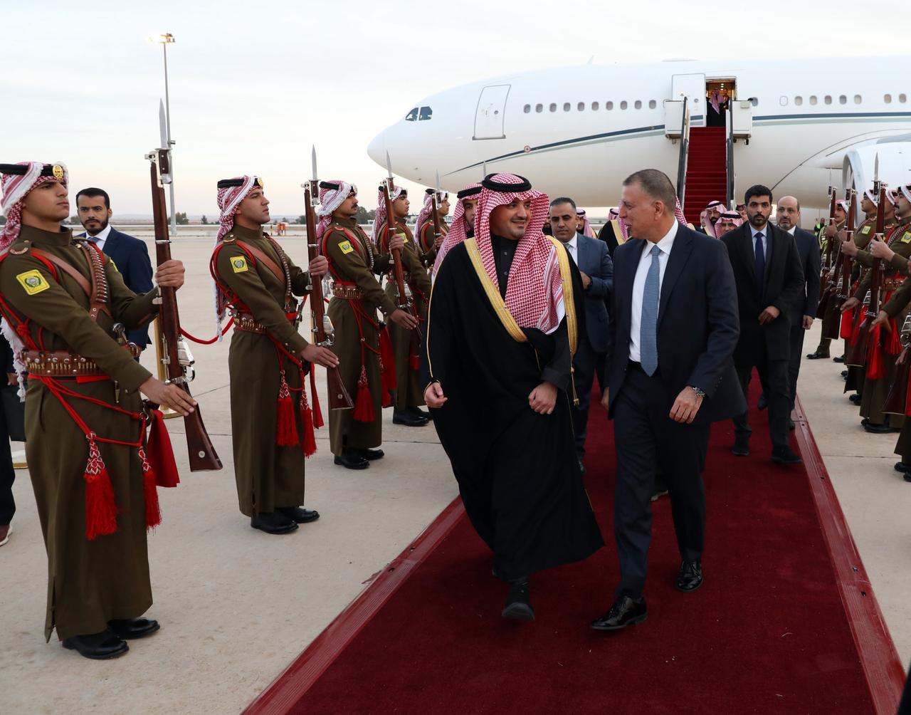 Madar Al-Saa Images 0.46589545741736793