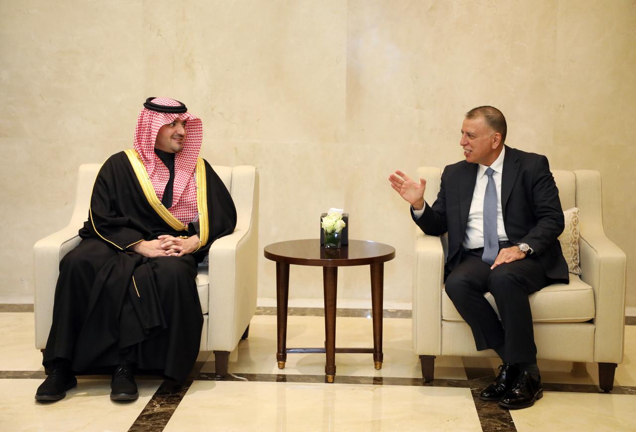 Madar Al-Saa Images 0.4954179232727074