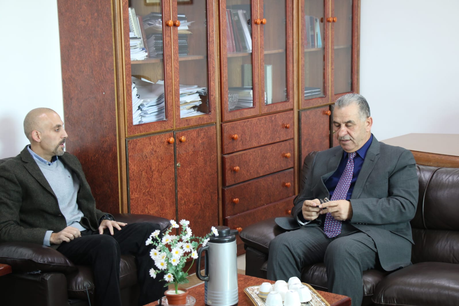 Madar Al-Saa Images 0.4908012251607956