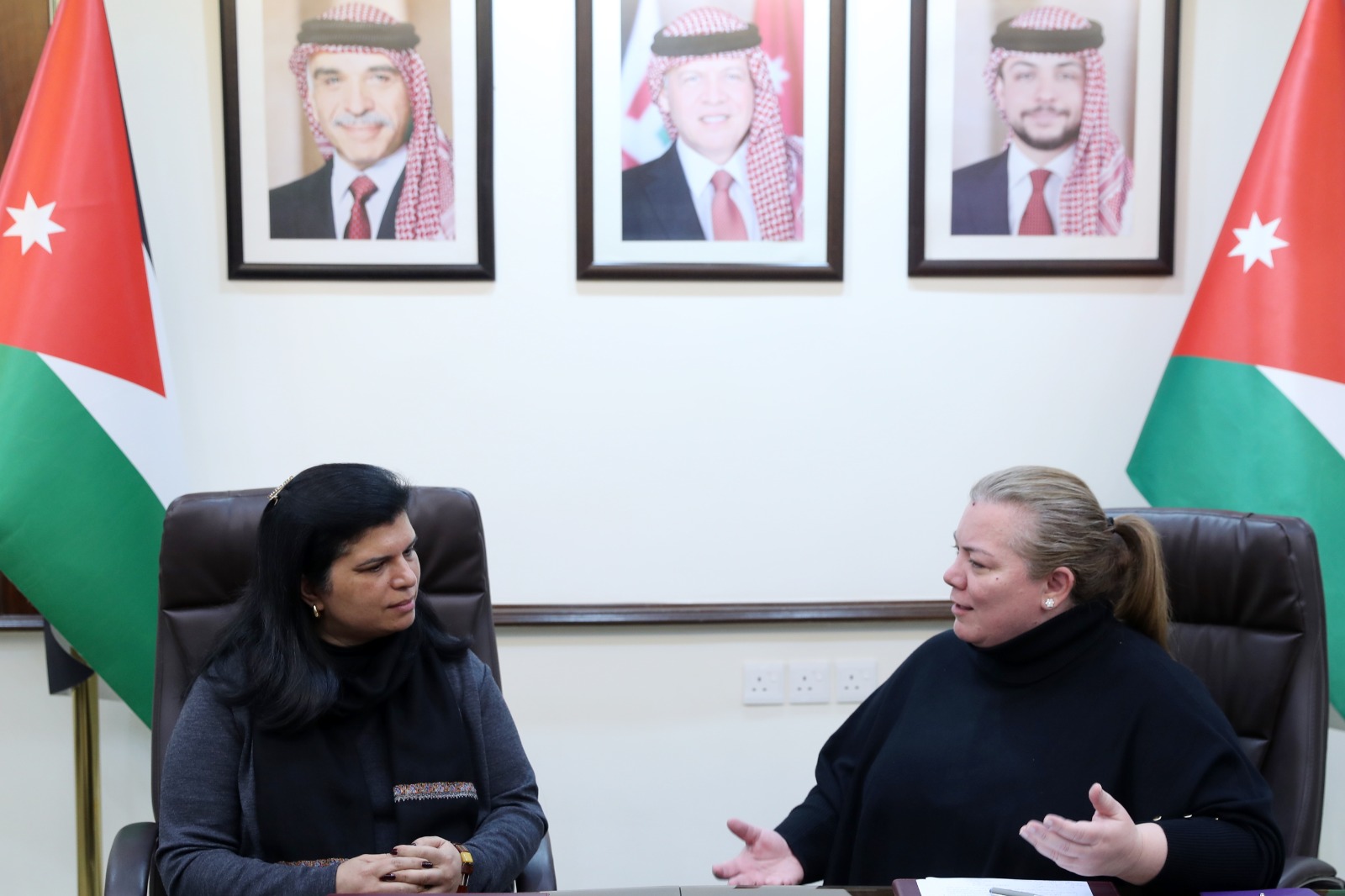 Madar Al-Saa Images 0.2011631761749535