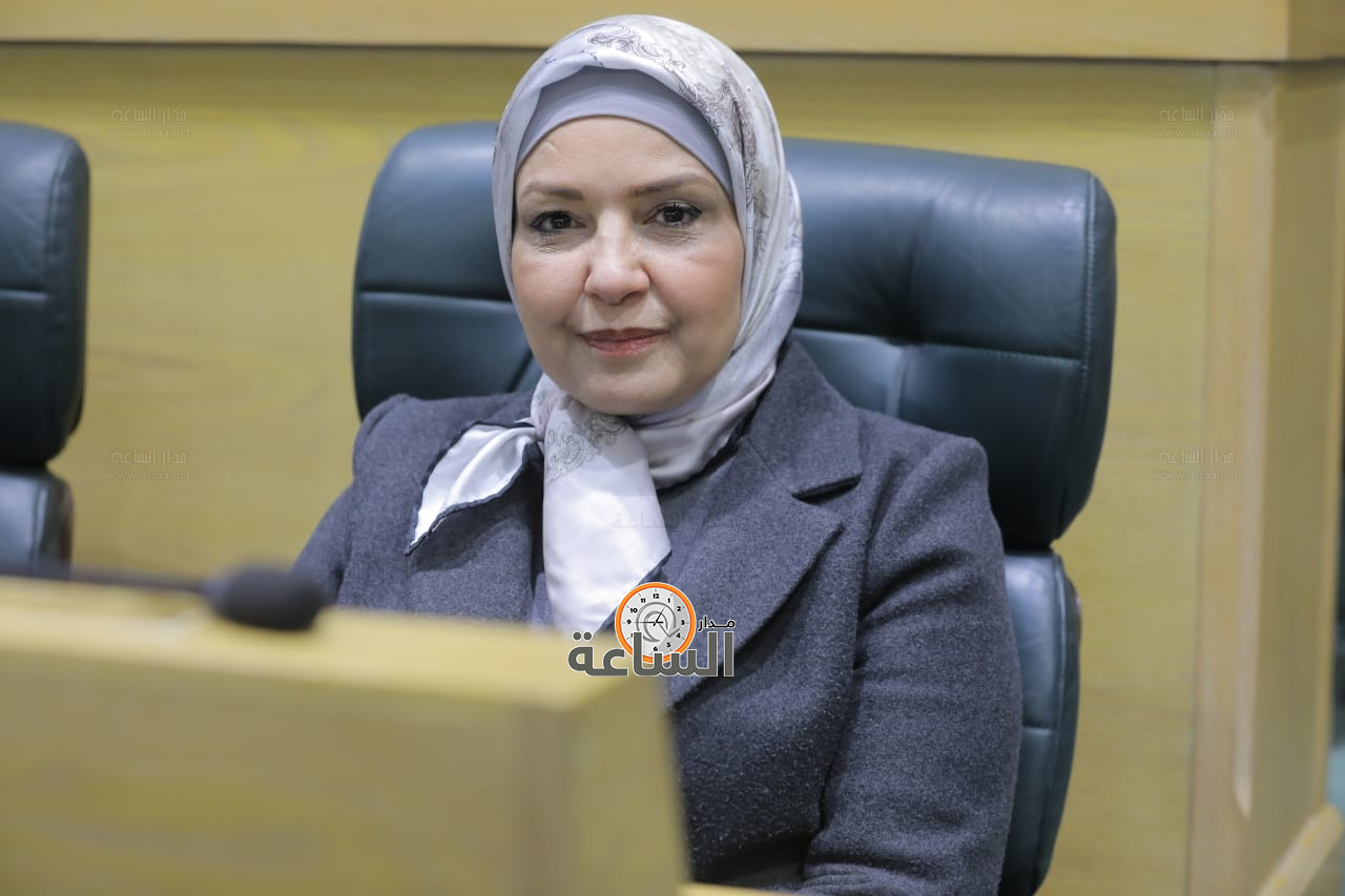 Madar Al-Saa Images 0.6543528407856267