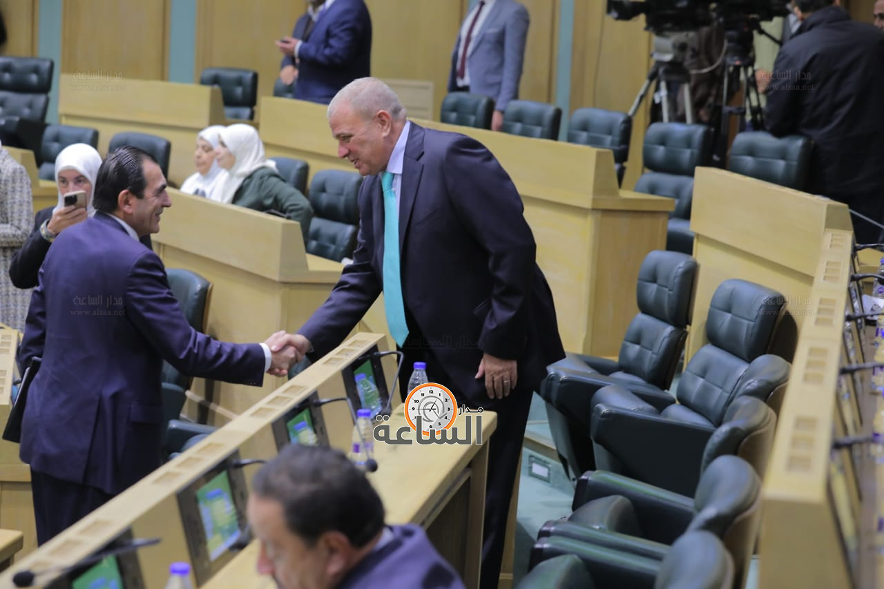 Madar Al-Saa Images 0.9231505734158914