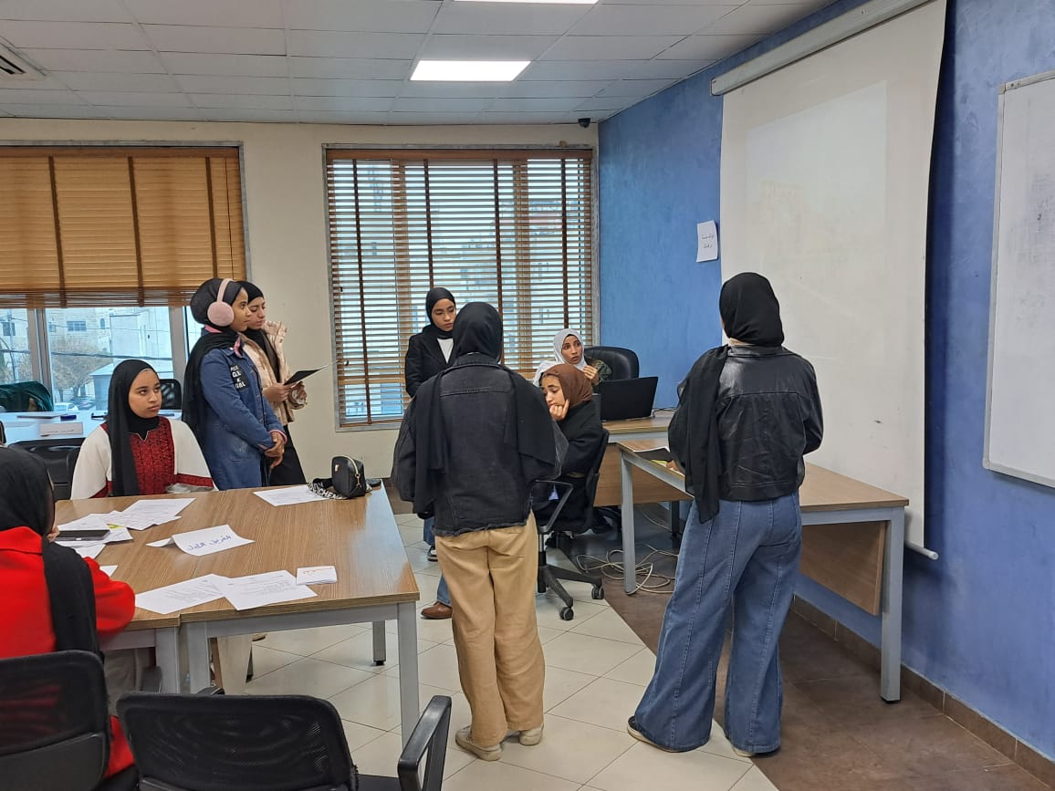 Madar Al-Saa Images 0.6591945889651842