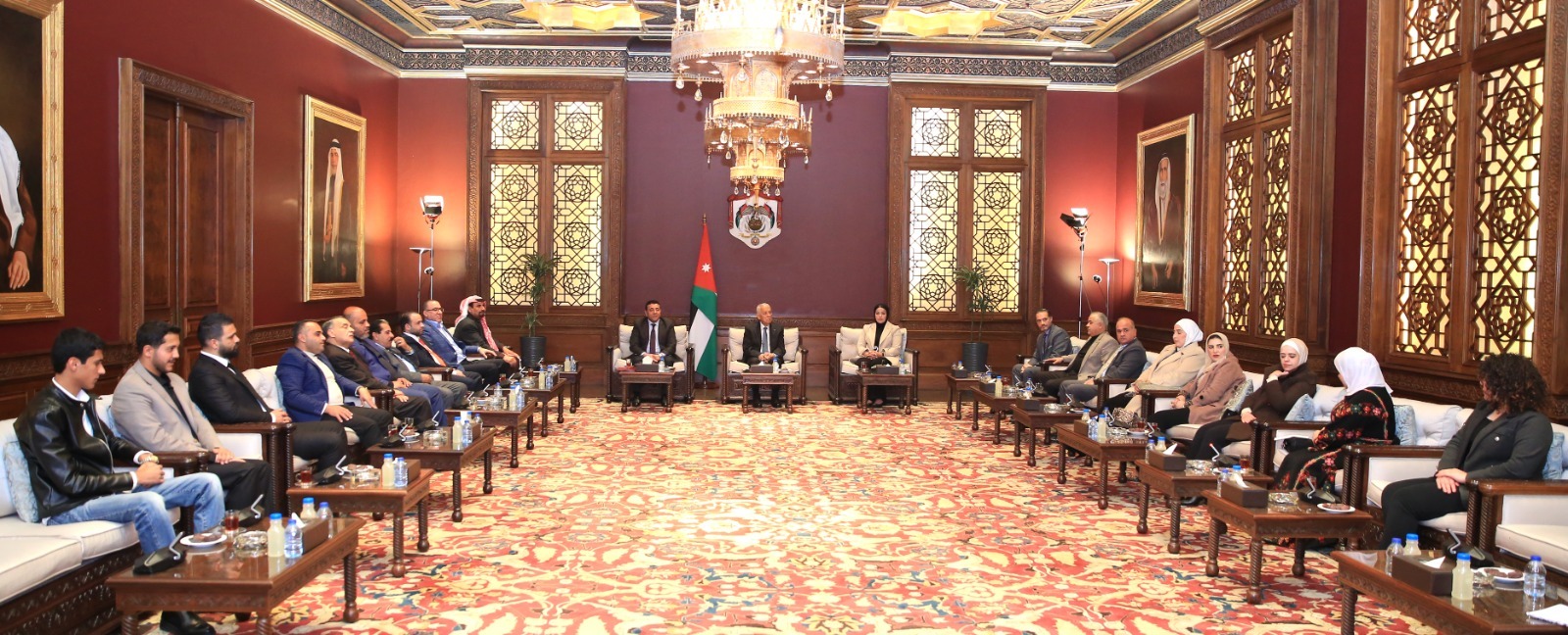 Madar Al-Saa Images 0.3675193599997957