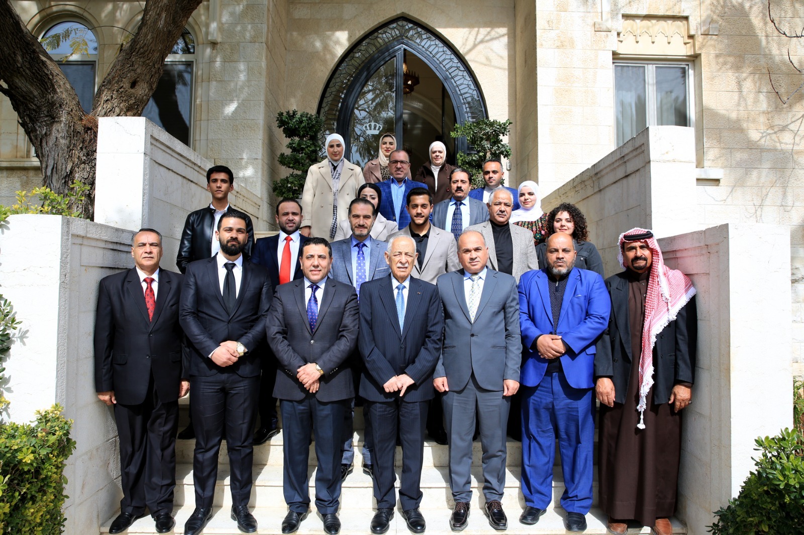 Madar Al-Saa Images 0.28706397898641955