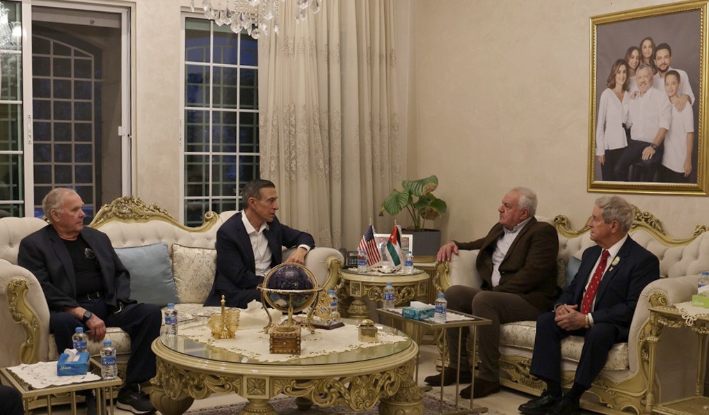 Madar Al-Saa Images 0.5398056555013835