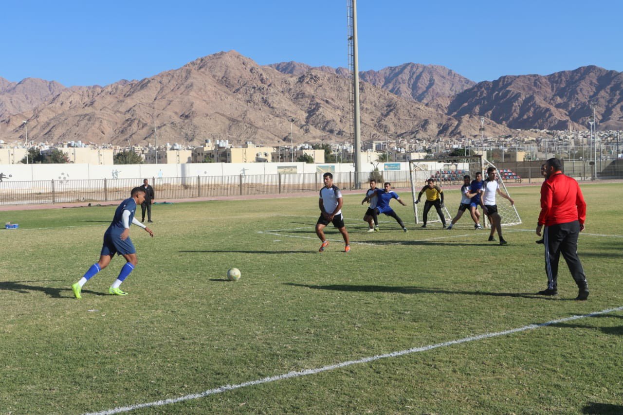 Madar Al-Saa Images 0.3000395477815059