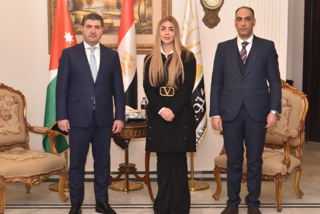 Madar Al-Saa Images 0.41477516504631295