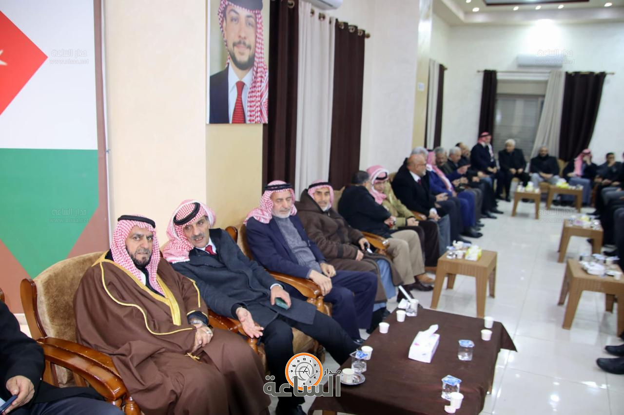 Madar Al-Saa Images 0.4574315583004456