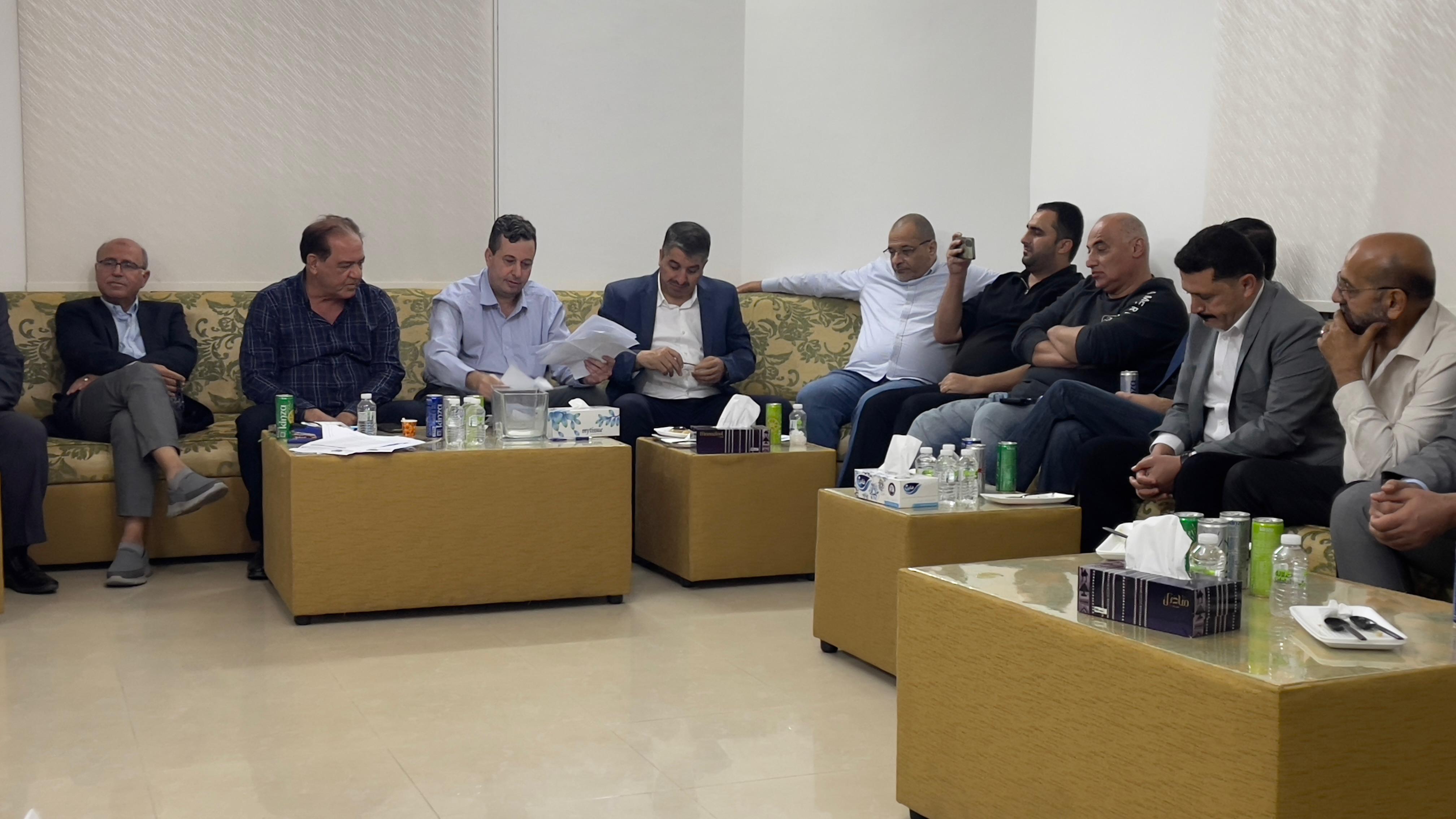 Madar Al-Saa Images 0.5747747798795335